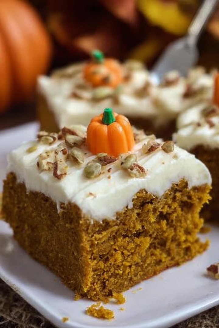 Easy Vegan Pumpkin Spice Sheet Cake - Alrightwithme image 2
